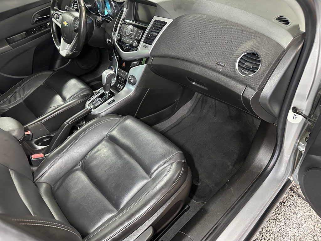 2013 Chevrolet Cruze Image 12