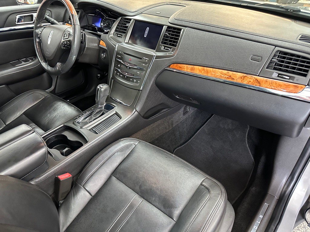 2013 Lincoln MKS Image 13