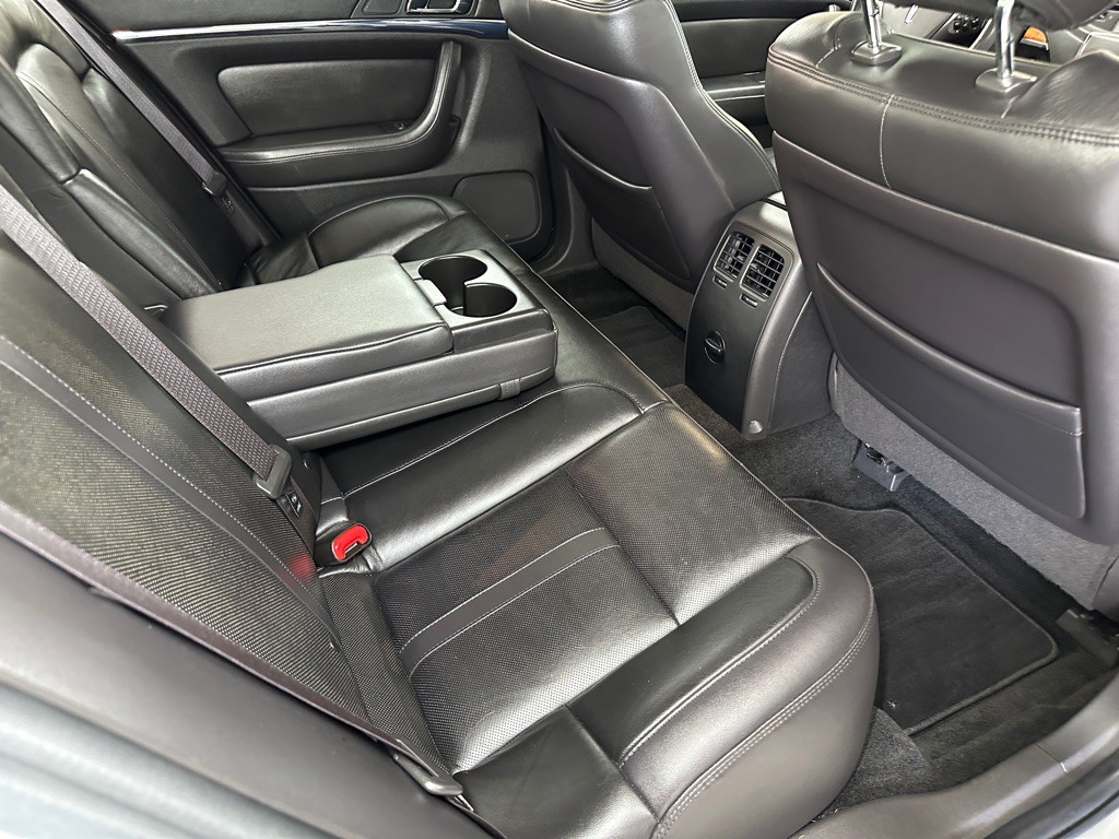 2013 Lincoln MKS Image 14