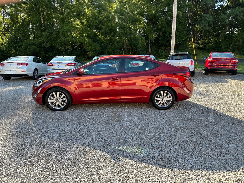 2016 Hyundai Elantra Image 8