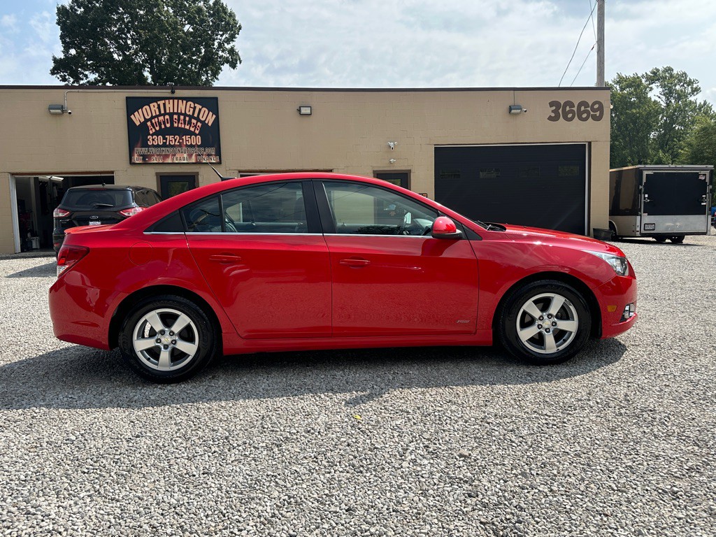 2014 Chevrolet Cruze Image 1