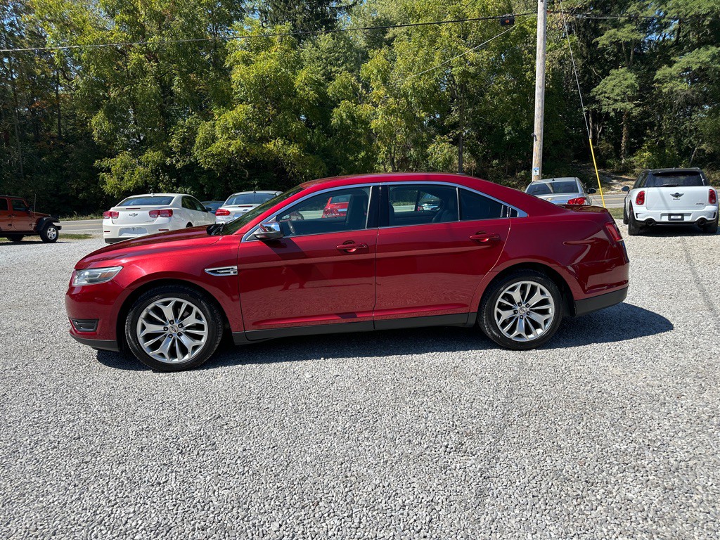 2015 Ford Taurus Image 4