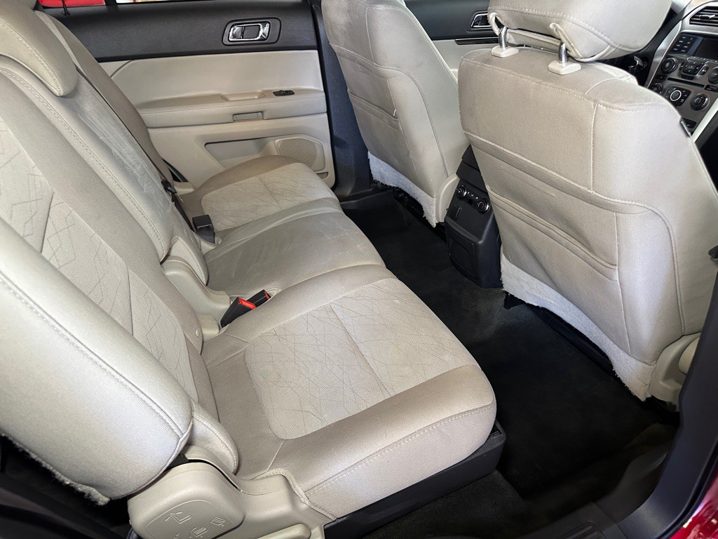 2013 Ford Explorer Image 13