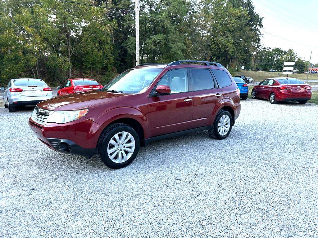 2013 Subaru Forester Image 6