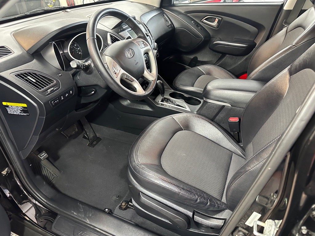 2013 Hyundai Tucson Image 10
