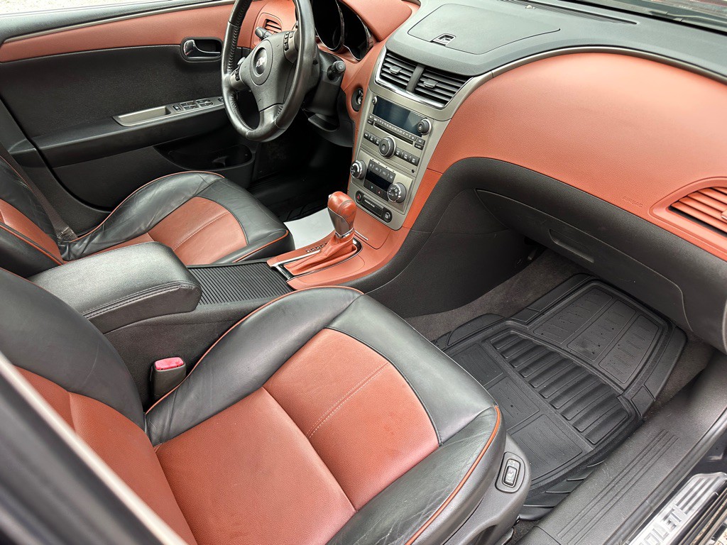 2008 Chevrolet Malibu Image 12