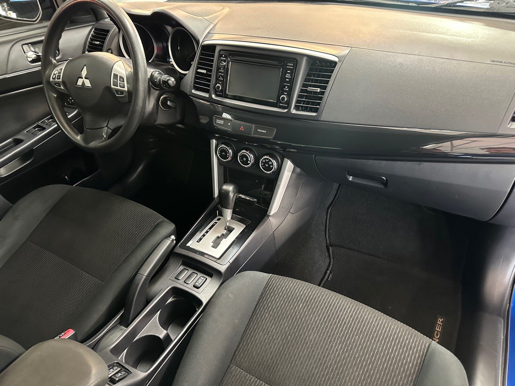 2016 Mitsubishi Lancer Image 16