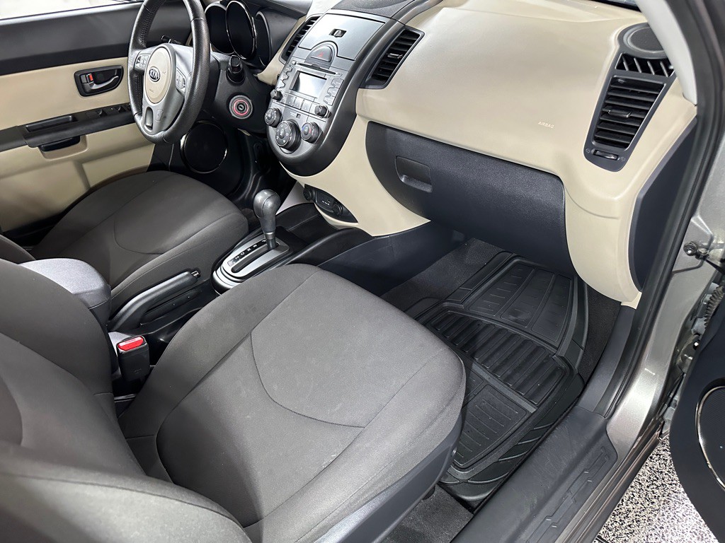 2010 Kia Soul Image 12