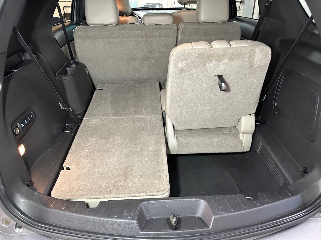 2014 Ford Explorer Image 18