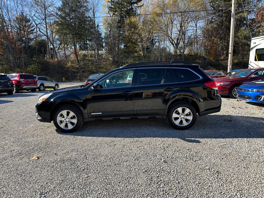 2011 Subaru Outback Image 4