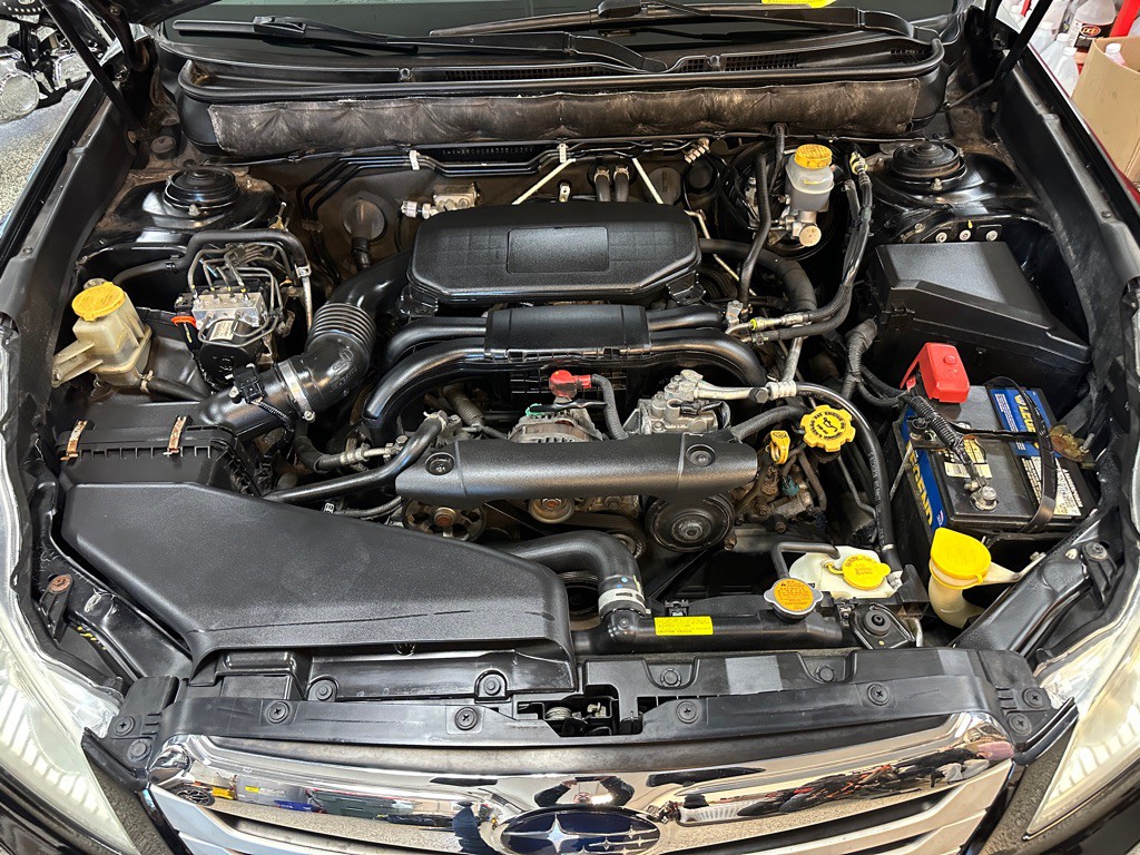 2011 Subaru Outback Image 15