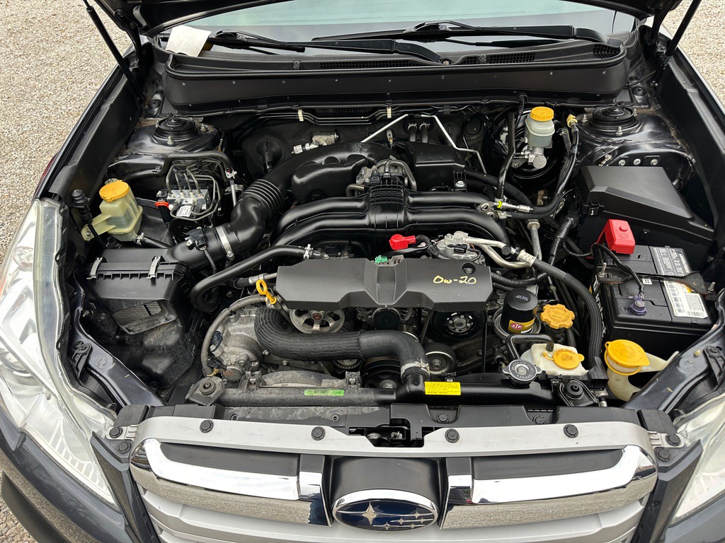 2013 Subaru Outback Image 15