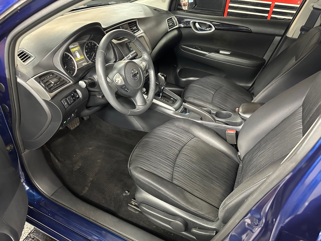 2016 Nissan Sentra Image 10