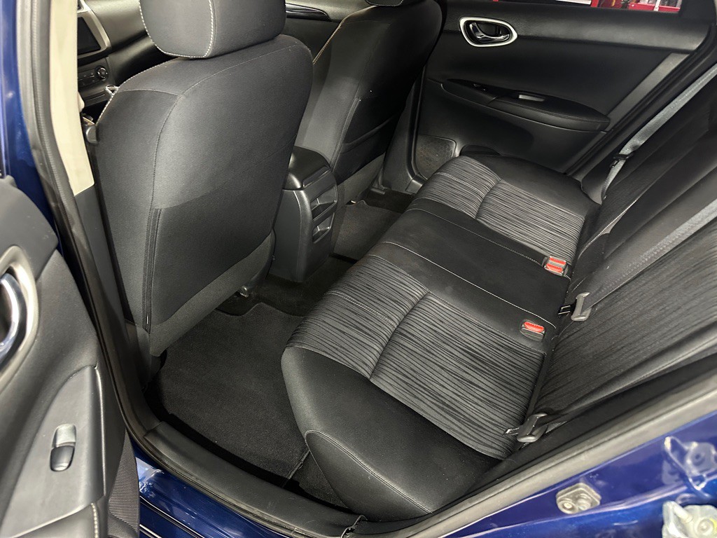 2016 Nissan Sentra Image 11