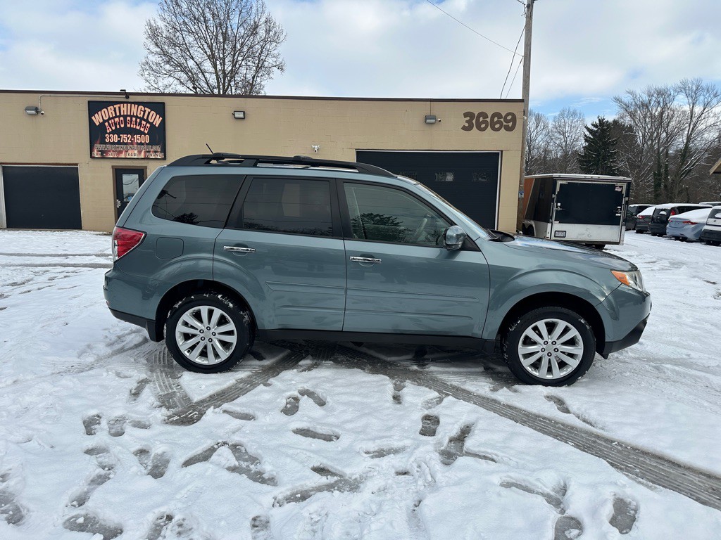 2012 Subaru Forester Image 1