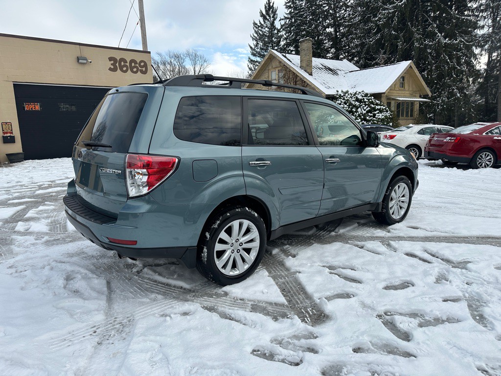 2012 Subaru Forester Image 6
