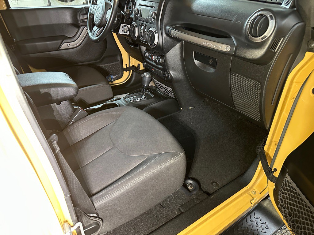 2014 Jeep Wrangler Unlimited Image 4