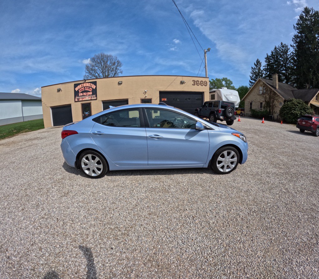 2012 Hyundai Elantra Image 1