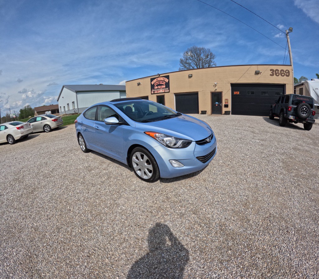 2012 Hyundai Elantra Image 2