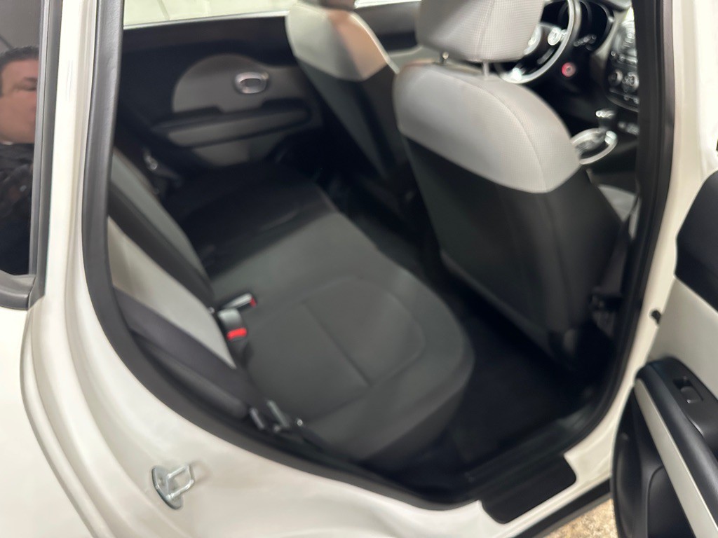 2015 Kia Soul Image 13