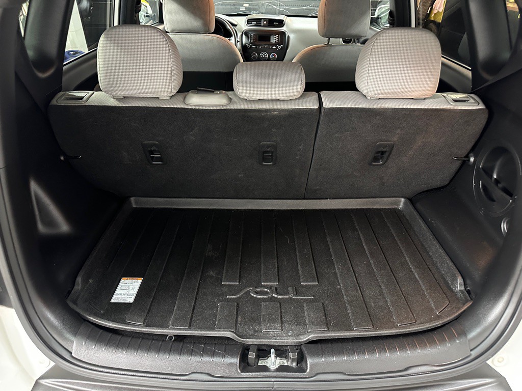 2015 Kia Soul Image 14