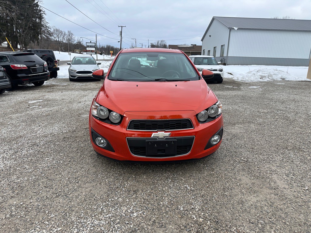 2013 Chevrolet Sonic Image 3