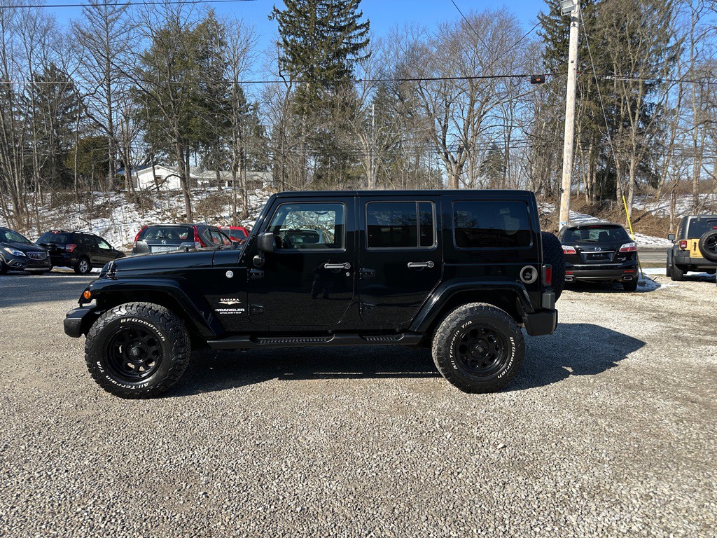 2012 Jeep Wrangler Unlimited Image 3