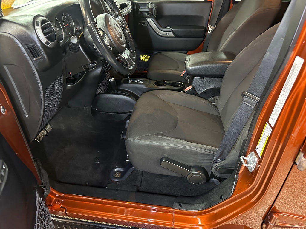 2014 Jeep Wrangler Unlimited Image 10