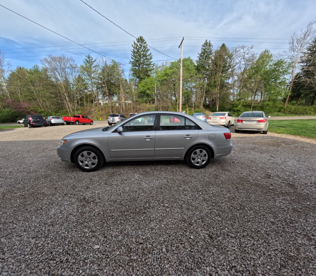 2009 Hyundai Sonata Image 1