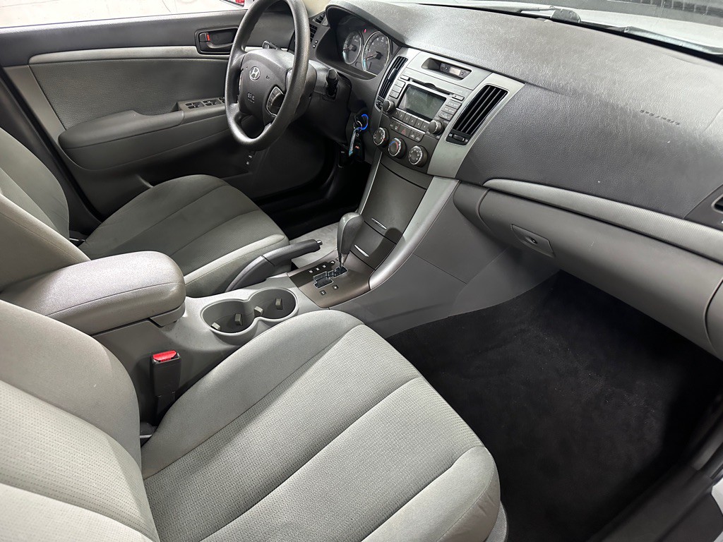 2009 Hyundai Sonata Image 10