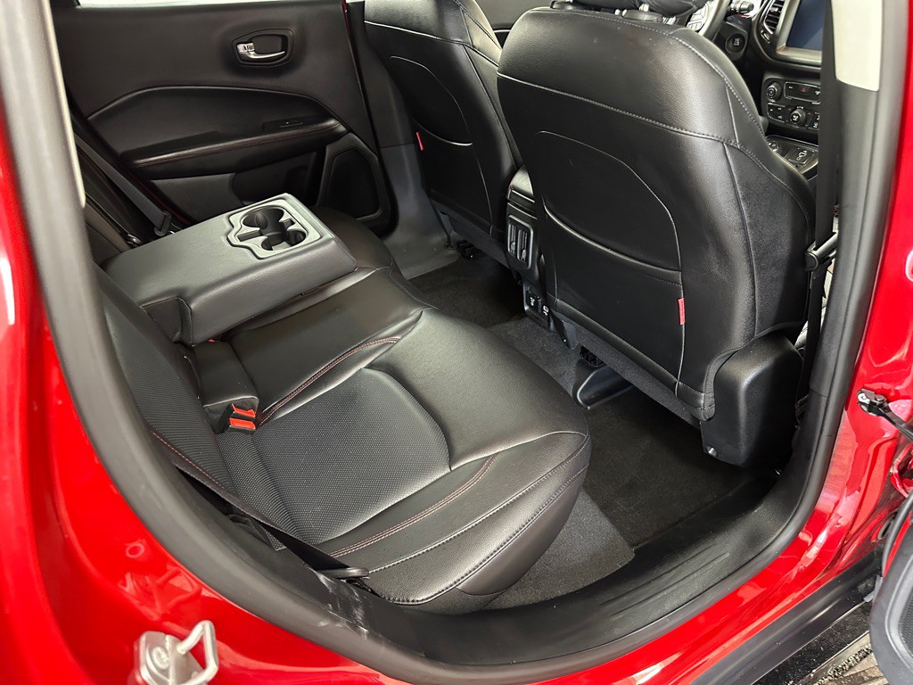 2017 Jeep Compass Image 13