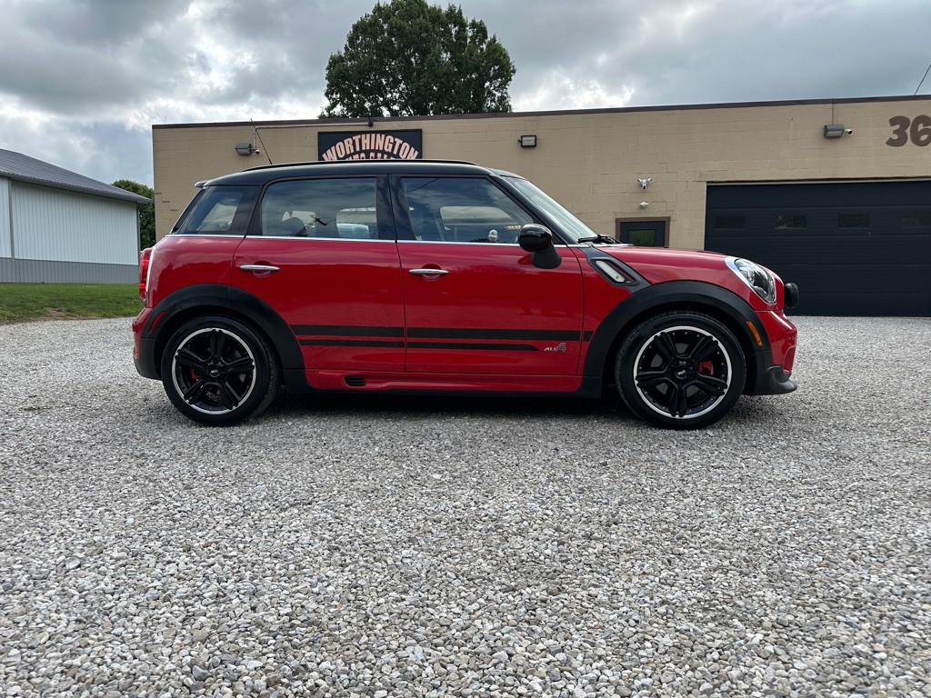 2014 MINI Cooper Image 2