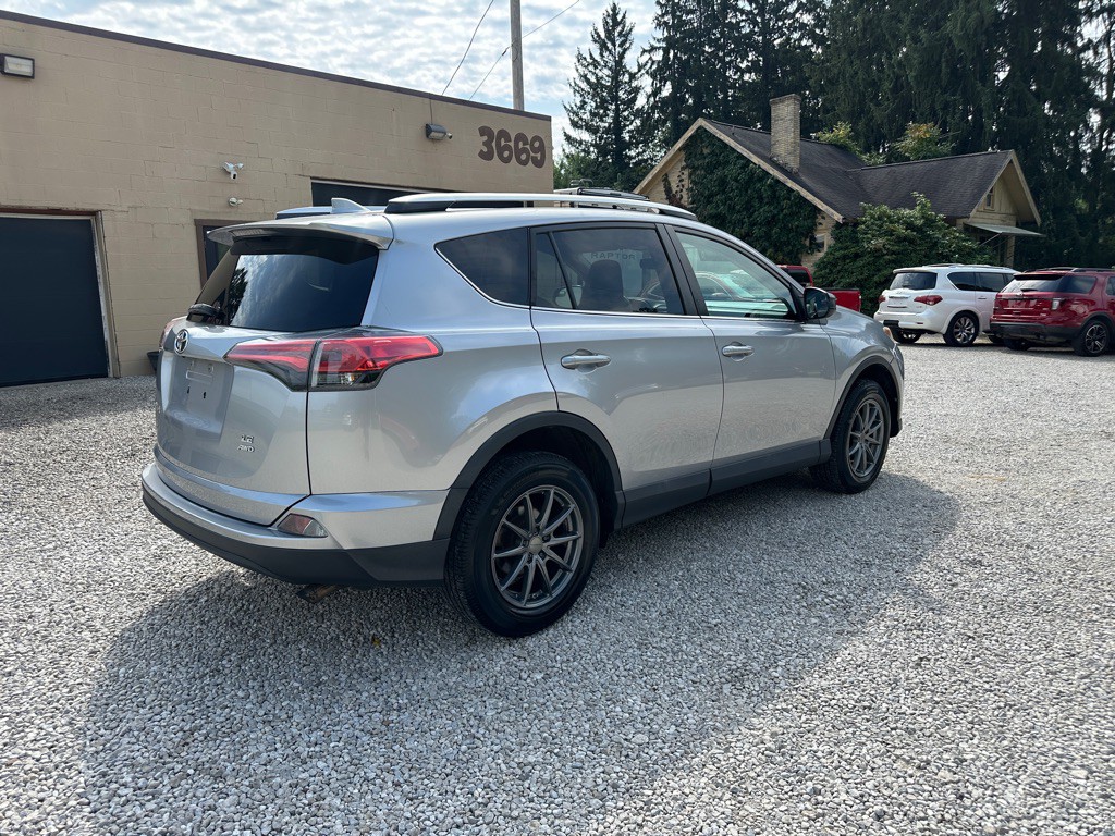 2016 Toyota Rav4 Image 6