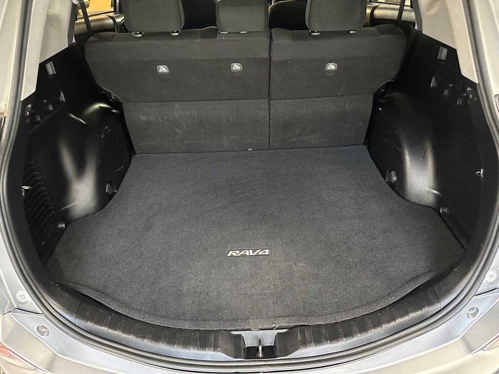 2016 Toyota Rav4 Image 14