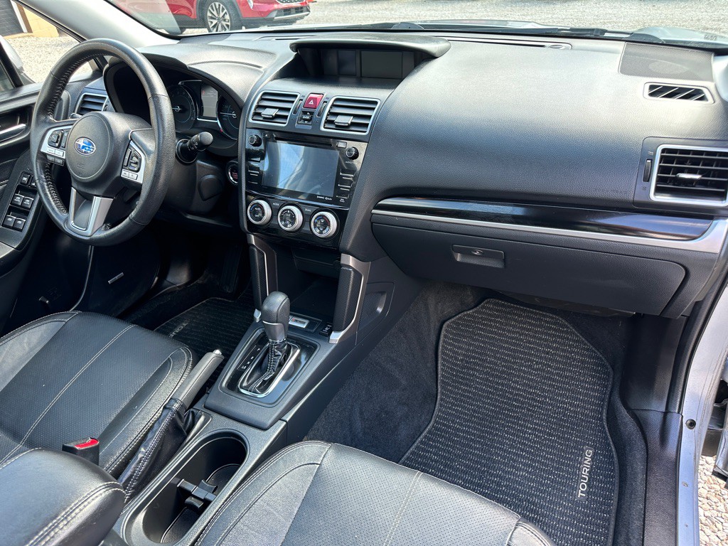 2017 Subaru Forester Image 15