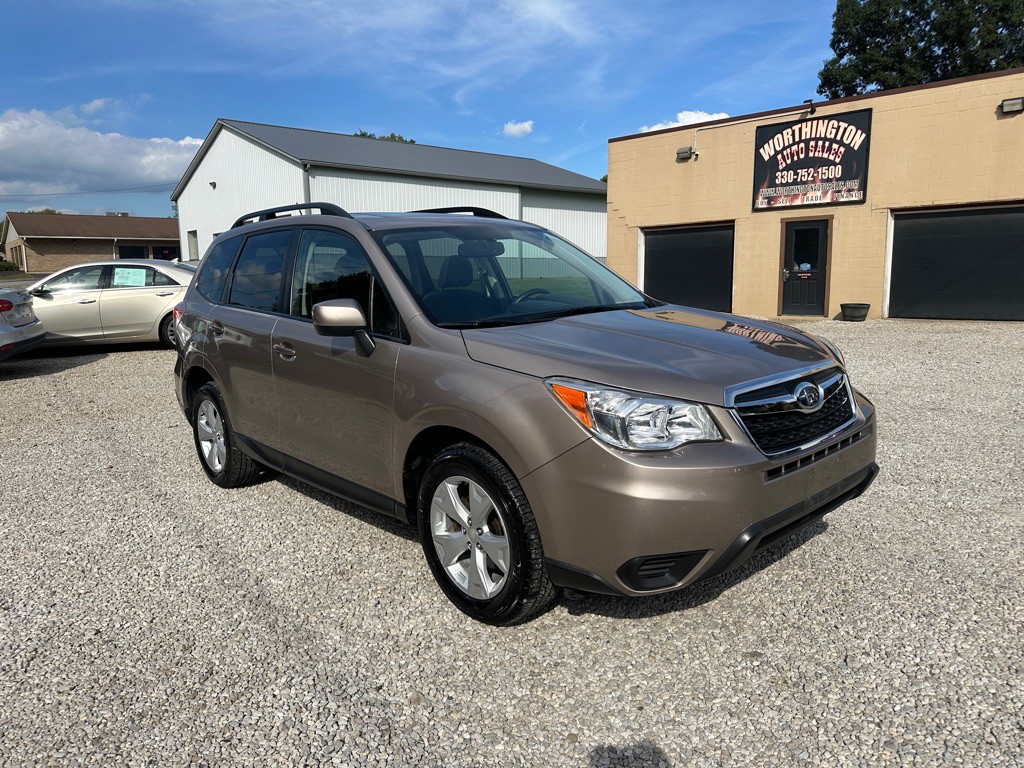 2014 Subaru Forester Image 2