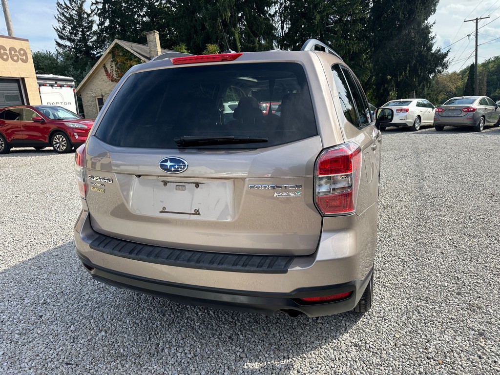 2014 Subaru Forester Image 4