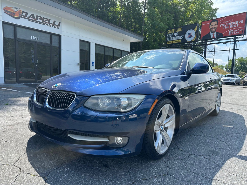 2011 BMW 3 Series Image 7