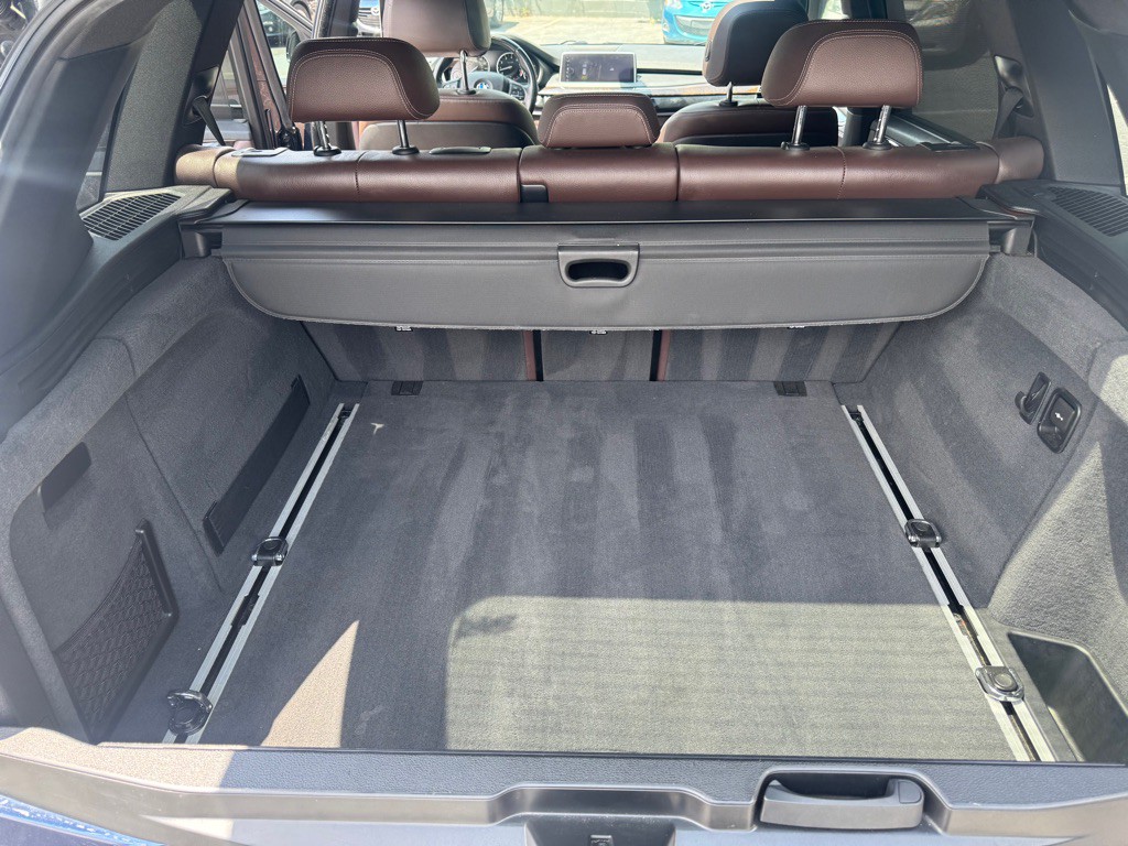 2017 BMW X5 Image 12