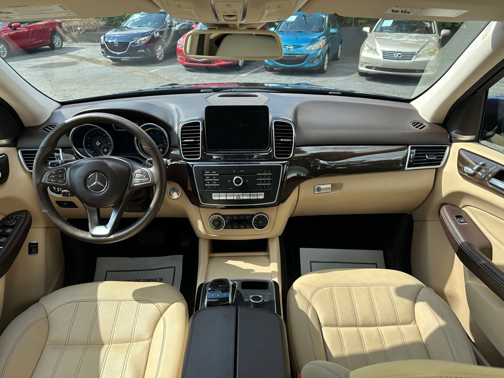 2017 Mercedes-Benz GLE-Class Image 8