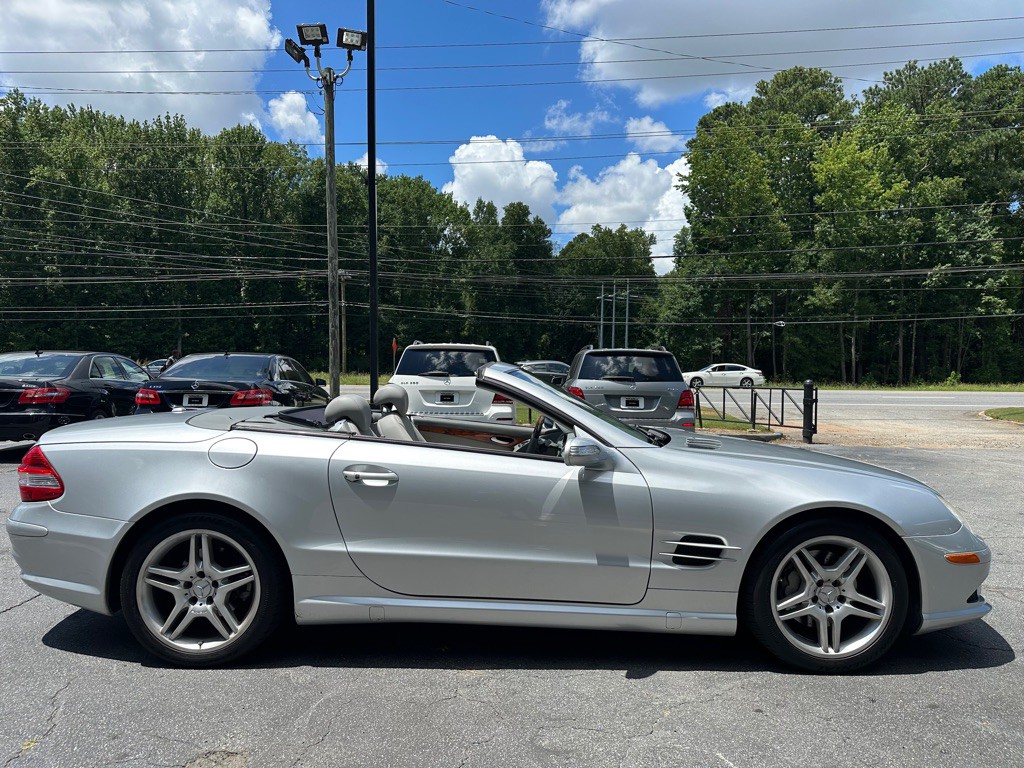 2008 Mercedes-Benz SL-Class Image 11