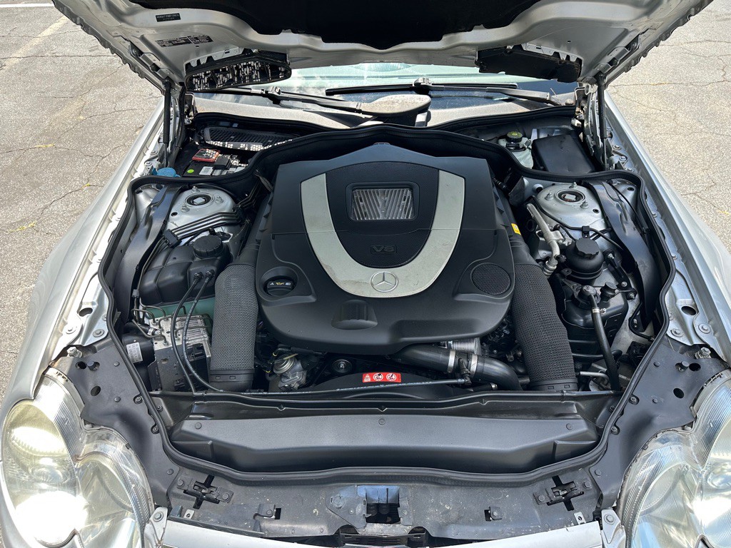2008 Mercedes-Benz SL-Class Image 18