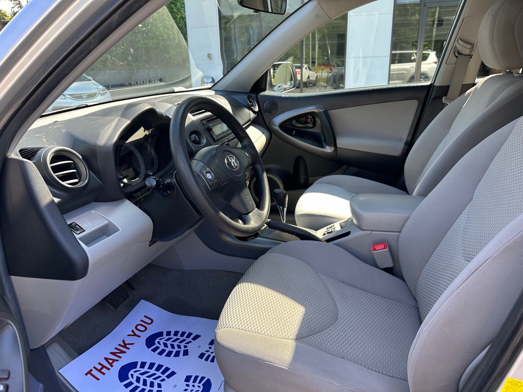 2012 Toyota Rav4 Image 7