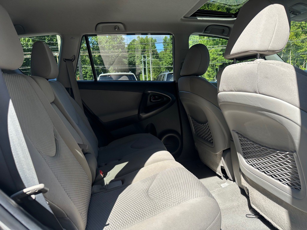 2012 Toyota Rav4 Image 11
