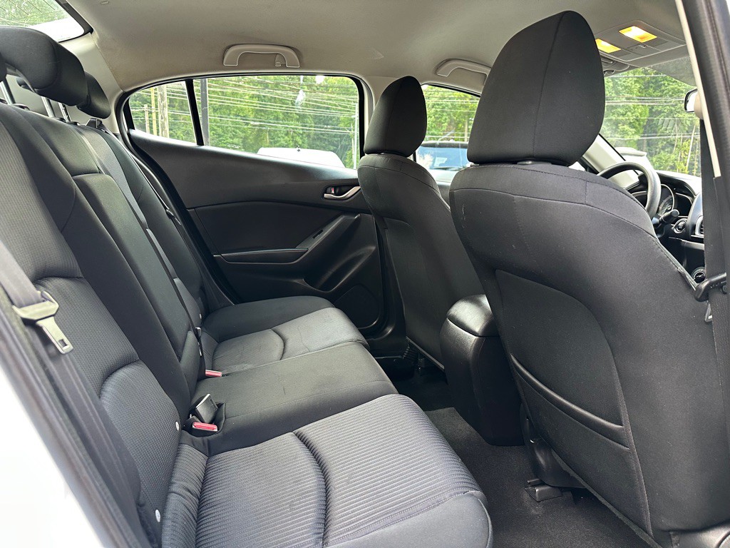 2016 Mazda Mazda3 Image 11