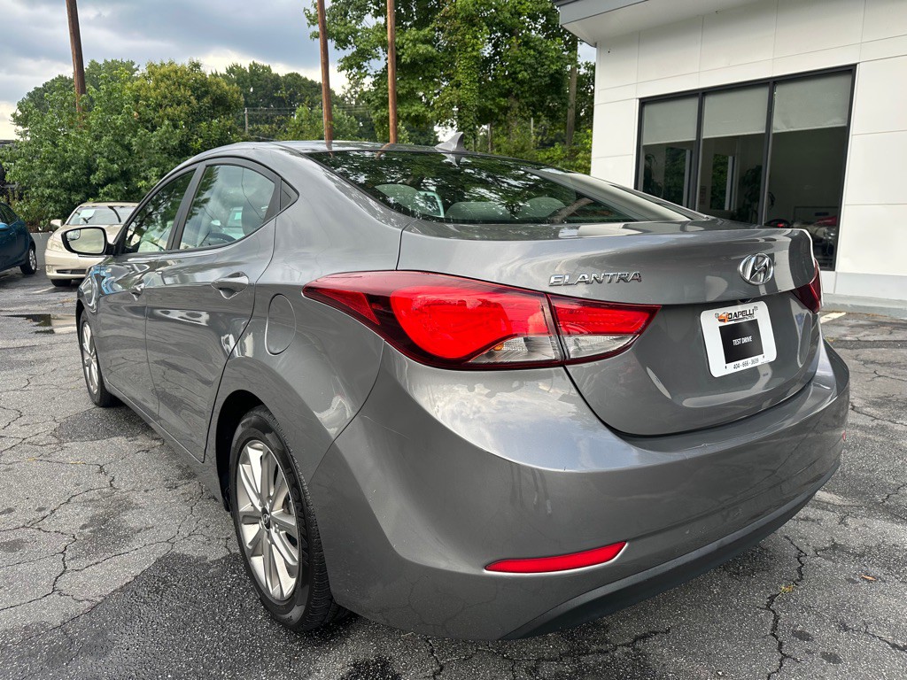 2014 Hyundai Elantra Image 3