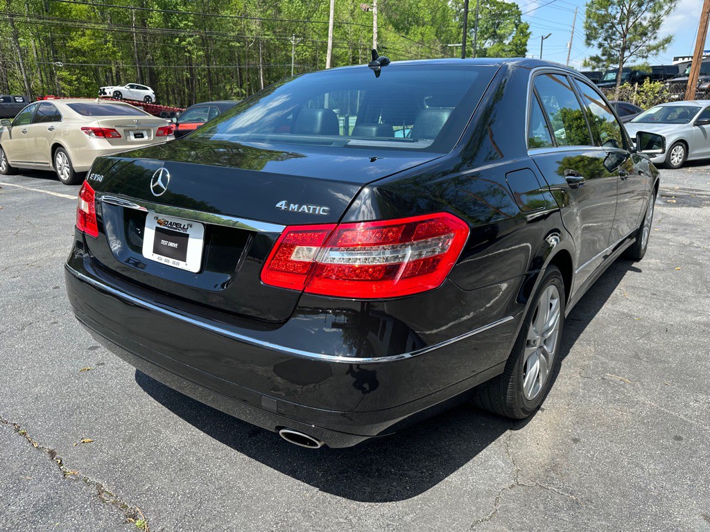 2011 Mercedes-Benz E-Class Image 6