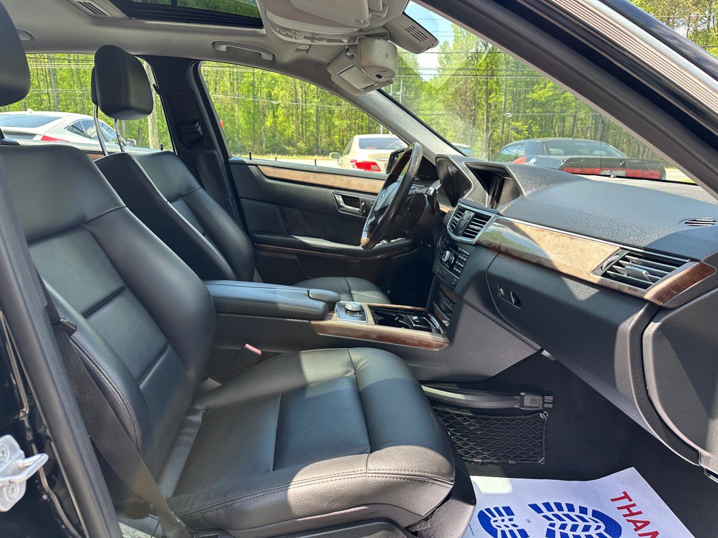 2011 Mercedes-Benz E-Class Image 9