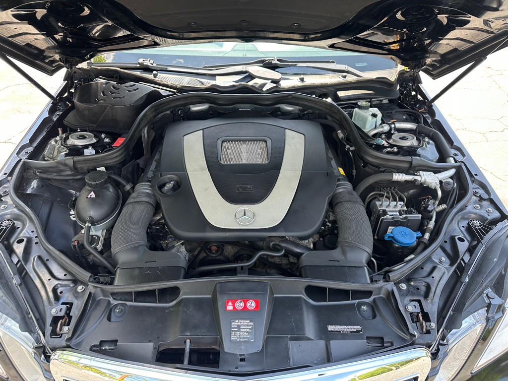 2011 Mercedes-Benz E-Class Image 12