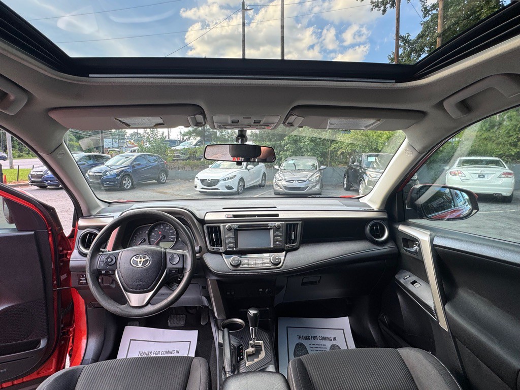 2015 Toyota Rav4 Image 8